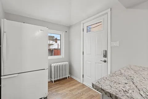 92 Empire St, Welland, ON L3B 2L4