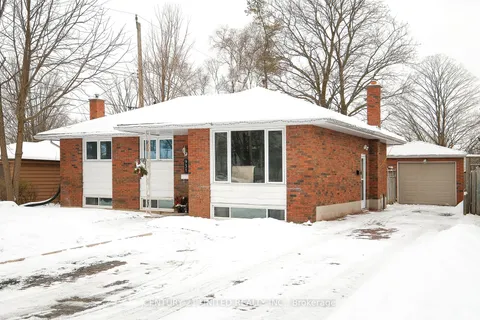 931 Barnardo Ave, Peterborough, ON K9H 5W8