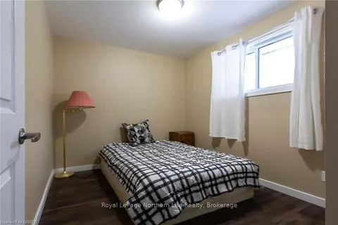 108 STRATHCONA Dr, North Bay, ON P1A 2N3