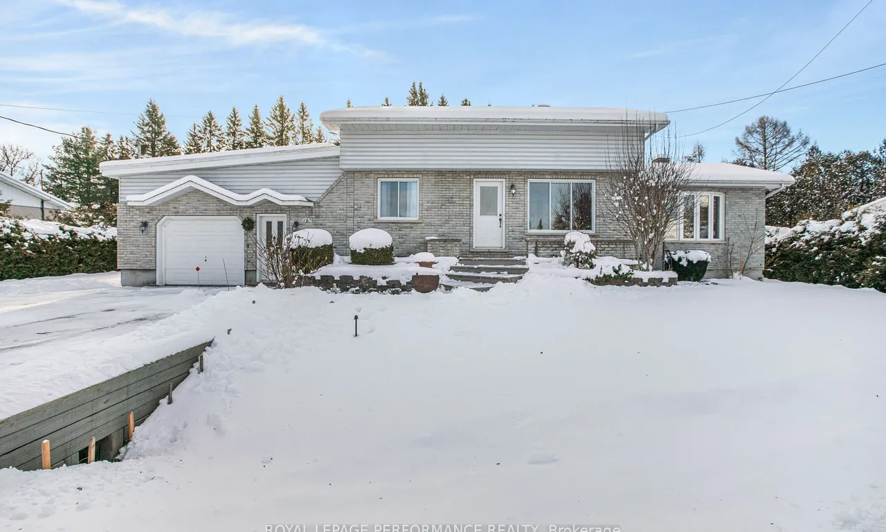 1731 Henry Cres, Champlain, ON K6A 2R2