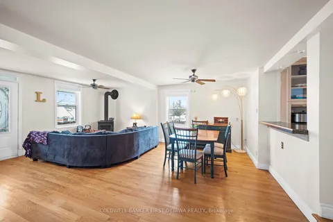 250 Albert St, Arnprior, ON K7S 2M5