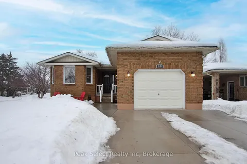 68 Devon Dr, South Huron, ON N0M 1S3