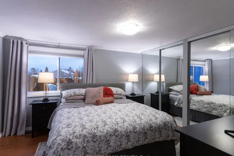 1829 Prestwick Dr, Orleans - Cumberland and Area, ON K1E 2R7