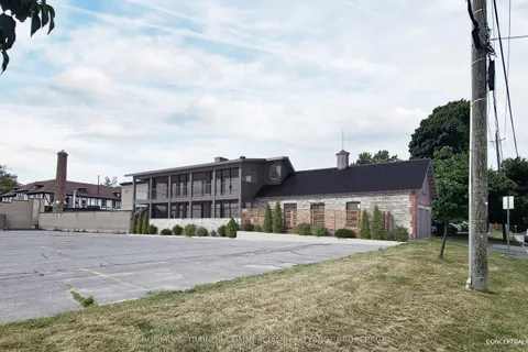 166 West Street, Kingston, ON K7L 2H4