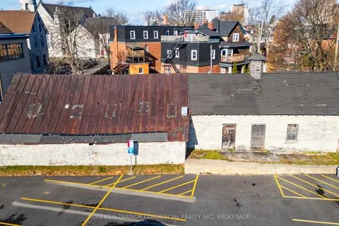 166 West Street, Kingston, ON K7L 2H4