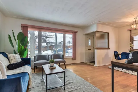 25 Grandfield St, Hamilton, ON L8T 2H1