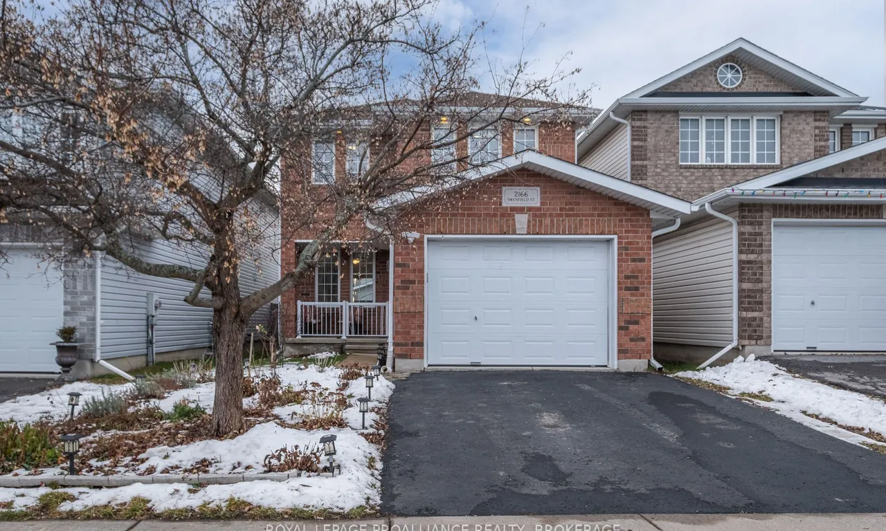 2166 Swanfield St, Kingston, ON K7M 0B1