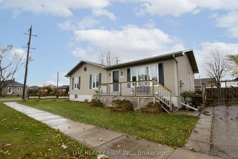 141 Cambridge St, Goderich, ON N7A 2Y5