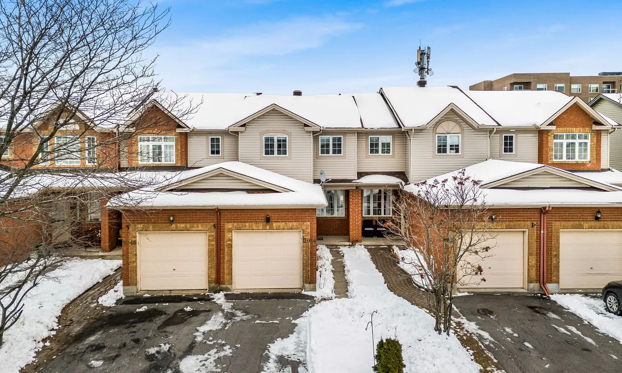 2044 Scully Way, Orleans - Cumberland and Area, ON K4A 4L8