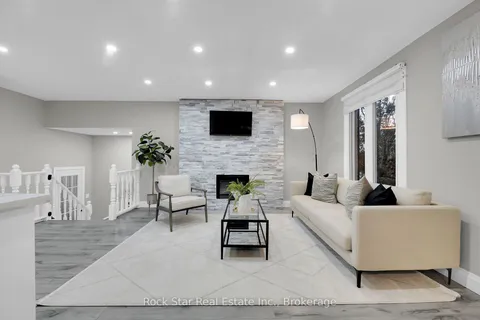 75 Queen Victoria Dr, Hamilton, ON L8W 3E3