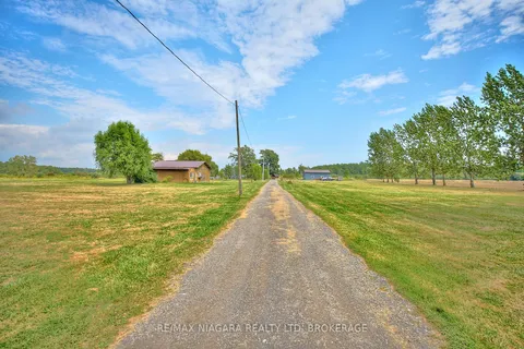 490 Mathews Rd, Fort Erie, ON L0S 1R0