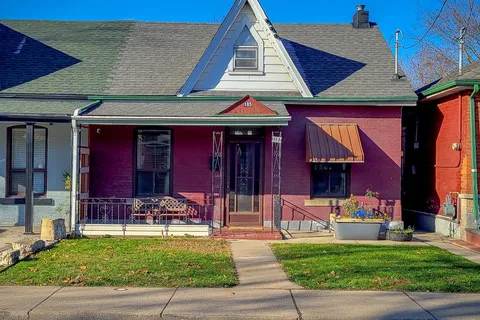 185 East Ave, Hamilton, ON L8L 5J1