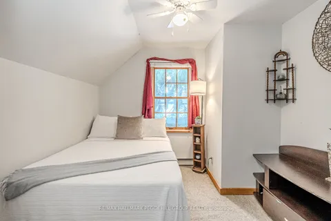 1016 Manson Lane, Gravenhurst, ON P0E 1N0