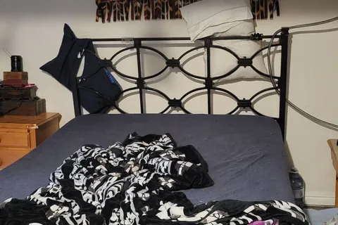 146 First St, Deseronto, ON K0K 1X0