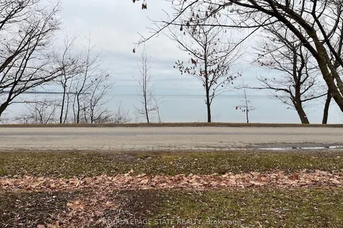 2823 Lakeshore Road, Haldimand, ON N1A 2W8