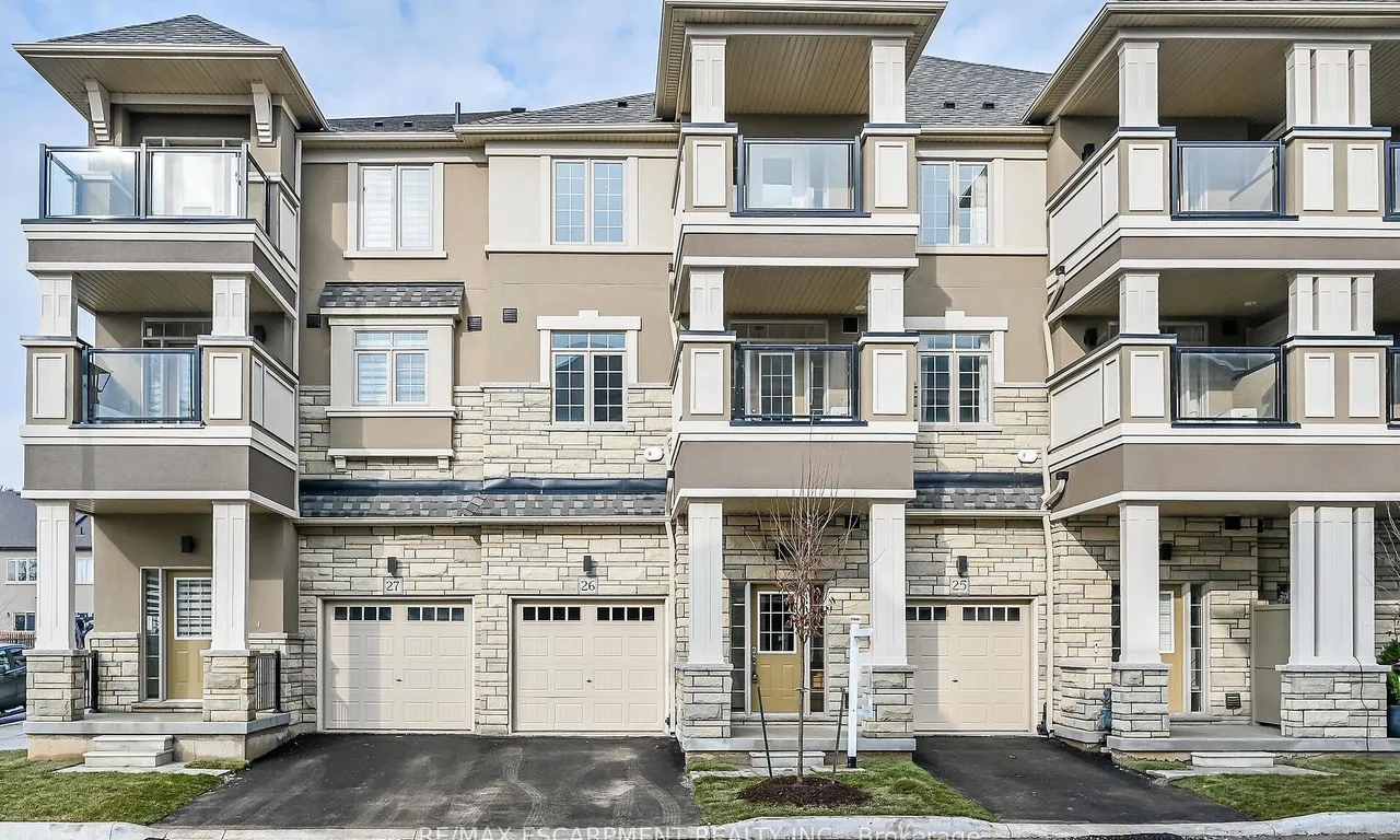 305 Garner Rd, Hamilton, ON L9G 3K9