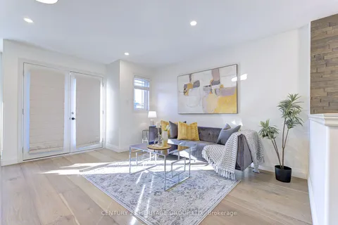 28 Udell Way, Grimsby, ON L3M 5L3