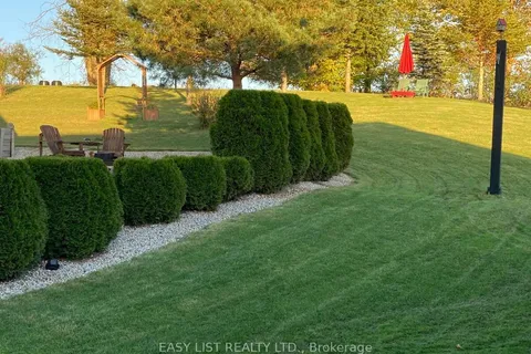 2 Joanne Crescent, Minto, ON N0G 2L0