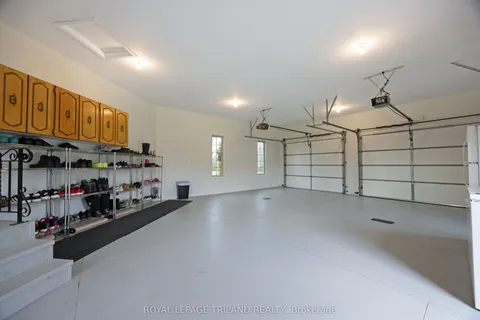 22164 Dundonald Road, Southwest Middlesex, ON N0L 1M0