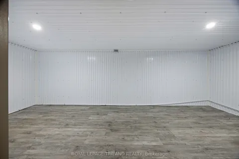22164 Dundonald Road, Southwest Middlesex, ON N0L 1M0