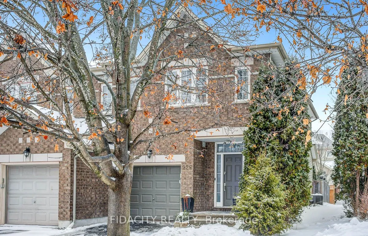 226 Saddlesmith Circ, Kanata, ON K2M 2Z1