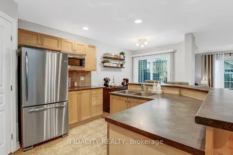 226 Saddlesmith Circ, Kanata, ON K2M 2Z1