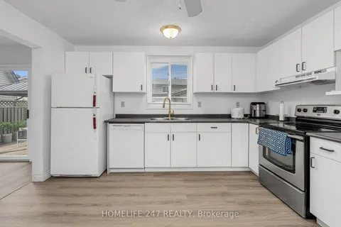 203 Somerville St, Tecumseh, ON N8N 4E7