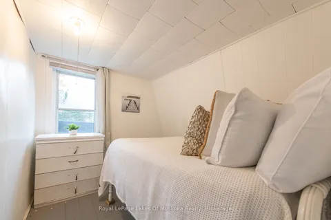 1066 FERGUSON Rd, Armour, ON P0A 1L0