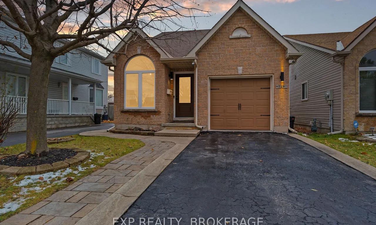 729 SHIRES Way, Kingston, ON K7M 8X9