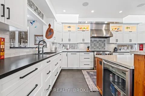 121 BASS Lane, South Frontenac, ON K0H 2N0