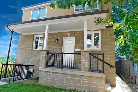 8 Harvey Street, Hamilton, ON L8L 2L8
