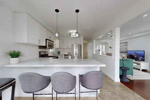 83 Hinrichs Cres, Cambridge, ON N1T 0A9