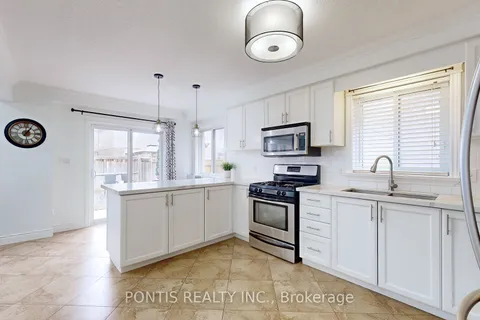 83 Hinrichs Cres, Cambridge, ON N1T 0A9