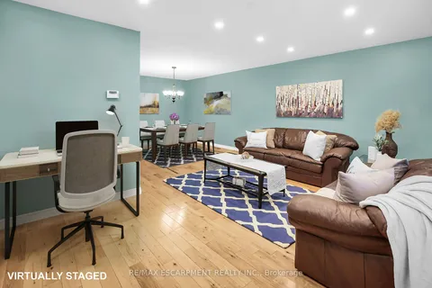 48 Debora Dr, Grimsby, ON L3M 4J3