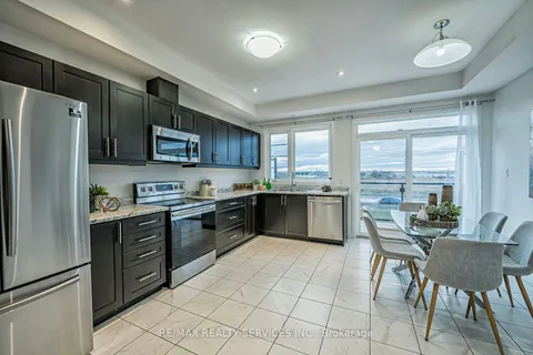 30 Times Square Blvd, Hamilton, ON L8J 0M1