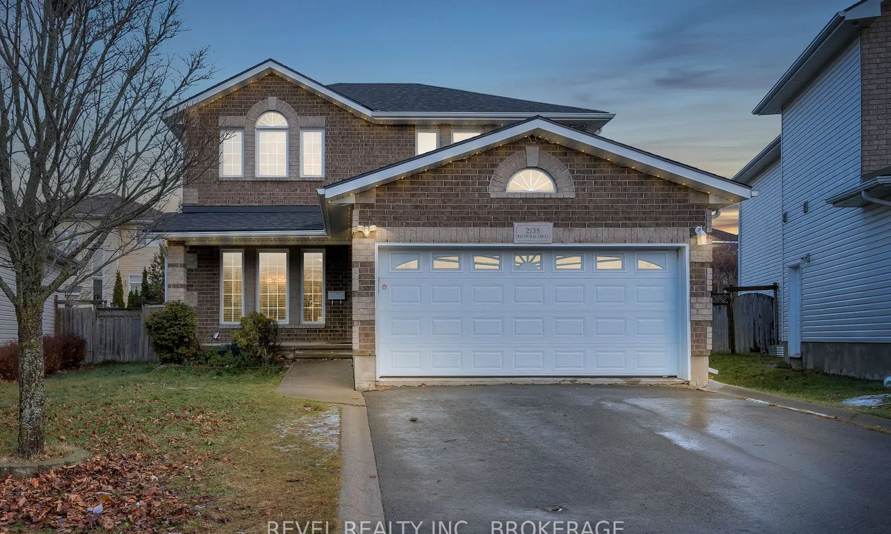 2138 Balantrae Circ, Kingston, ON K7M 9H8