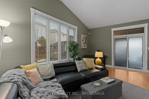 2138 Balantrae Circ, Kingston, ON K7M 9H8