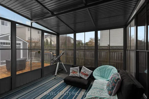 2138 Balantrae Circ, Kingston, ON K7M 9H8