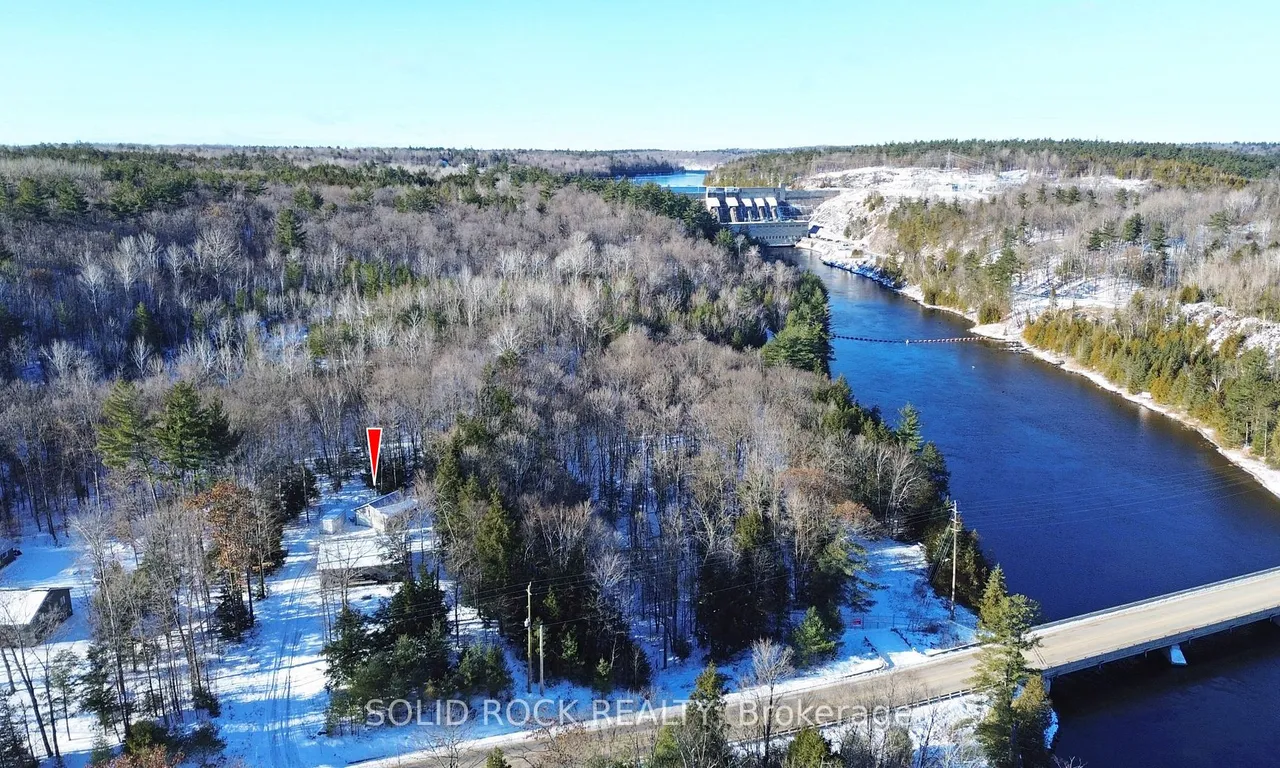 523 Stewartville Rd, McNab/Braeside, ON K7S 3G8