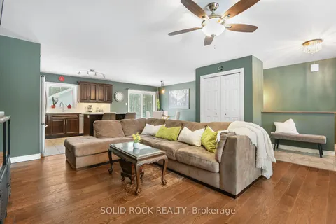 523 Stewartville Rd, McNab/Braeside, ON K7S 3G8