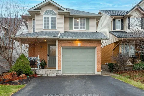 56 Cedarvale Ave, Guelph, ON N1E 6Y3