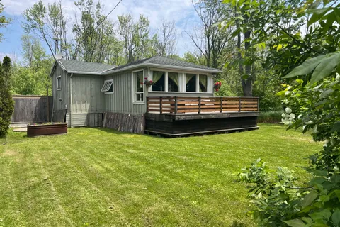 826 Sandy Bay Road, Haldimand, ON N1A 2W6
