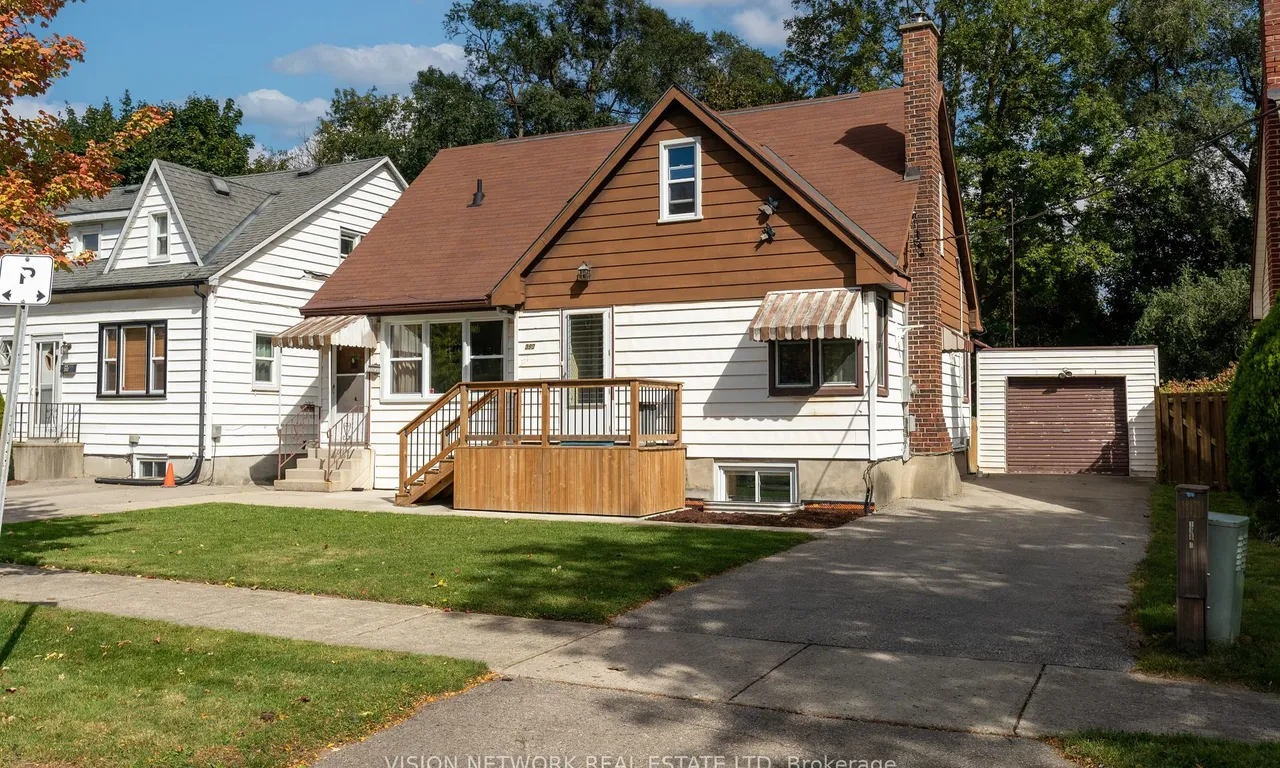 390 Avondale Rd, London, ON N5W 5B7