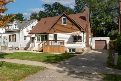 390 Avondale Rd, London, ON N5W 5B7
