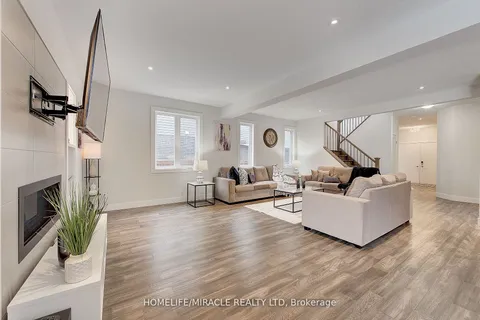 2194 Westpoint Hts, London, ON N6P 0E9