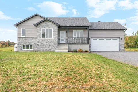 13 Glenco Road, South Stormont, ON K0C 2A0