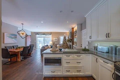 316 1/2 Riverside Drive, Kawartha Lakes, ON K0M 1A0