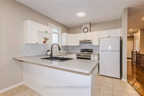 48 Maricona Way, Kanata, ON K2T 1H2