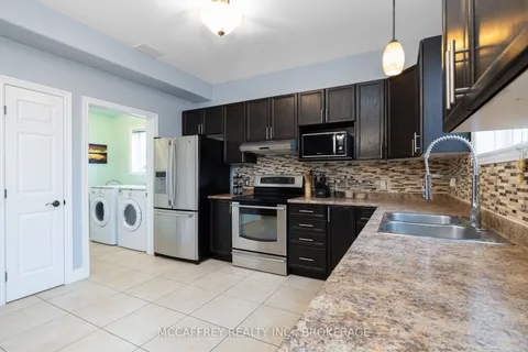 137 Amy Lynn Dr, Loyalist, ON K7N 2A3
