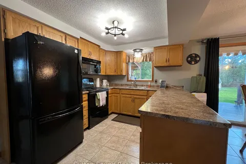 502230 Grey Rd 1 Rd, Georgian Bluffs, ON N0H 2T0